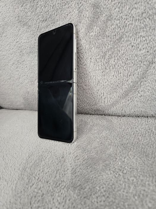 Samsung flip 5 512