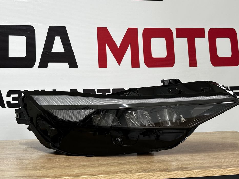 Фара Hyundai Elantra