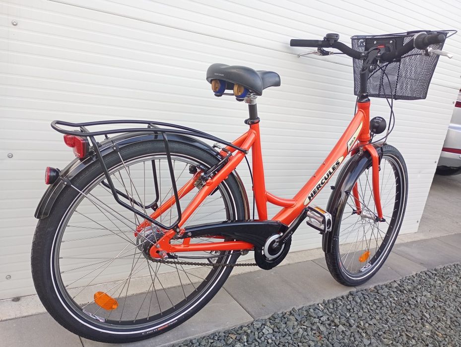 Bicicletă damă/copii,roți 26,cu 7 vit,frână la picior,ca Nouă !