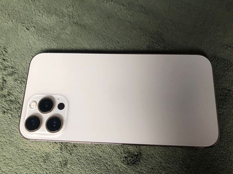 Iphone 12 Pro Max от Telenor