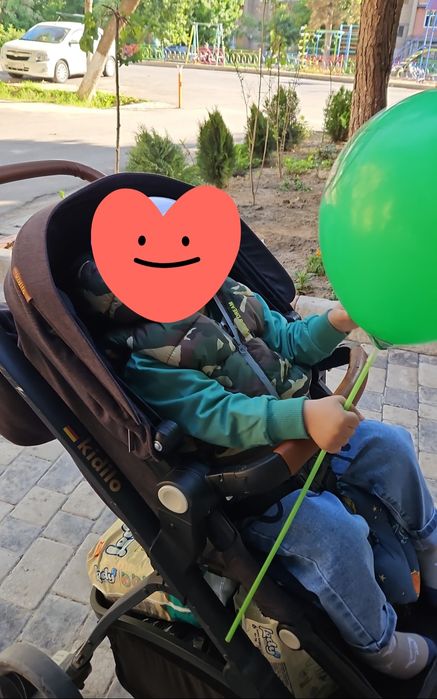 Продаю детскую коляску б/у