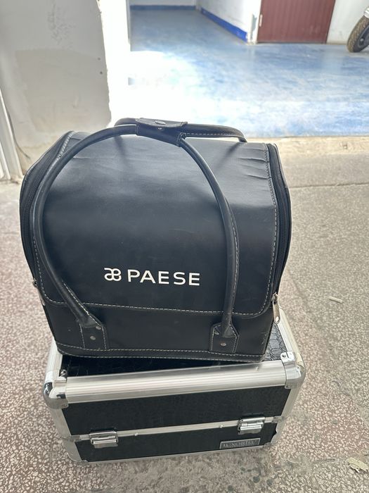 Trusa makeup  ! Se vinde separat de produsele care sunt in poze