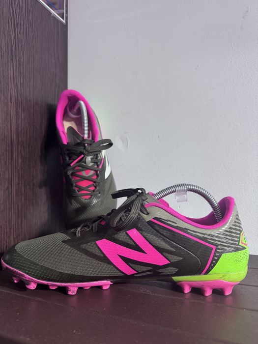 Ghete fotbal new balance furon 42