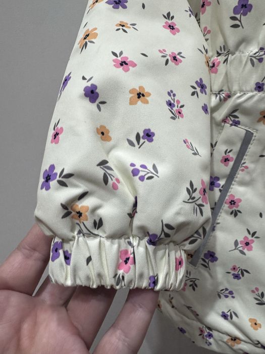 Продам детскую ветровку