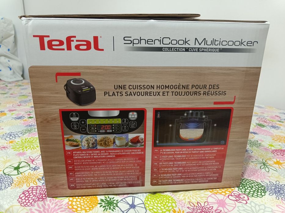 Vând multicooker Tefal