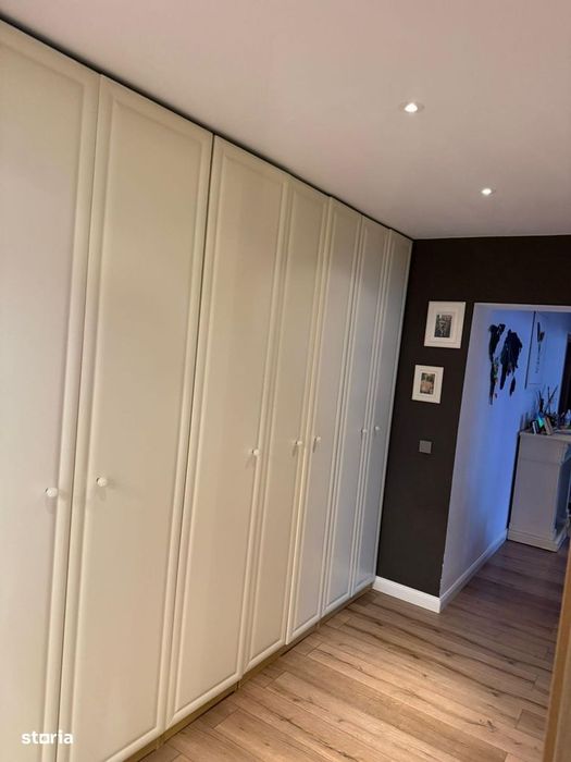 Apartament 3 camere, balcon, gata de utilizare