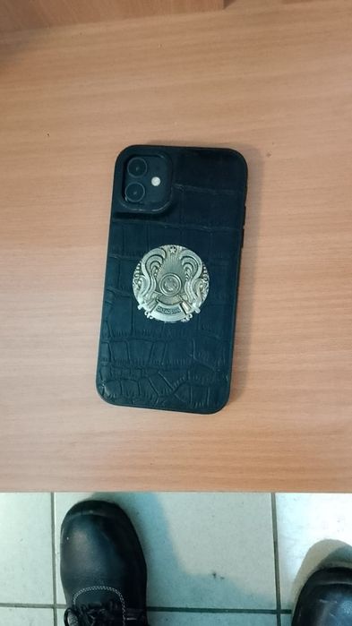 Айфон 11 (128гб) продам