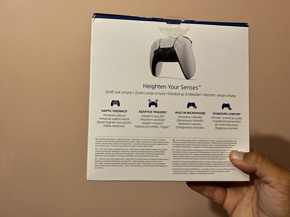 Playstation 5 controller джойстик контролер dualsense нов червен и черен