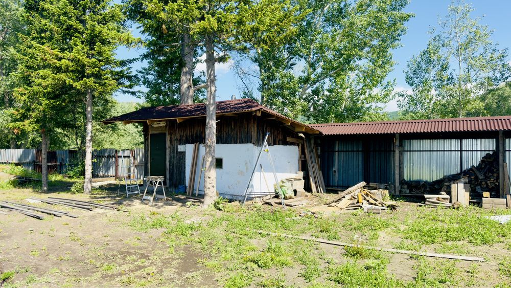 Дом на берегу ульбы