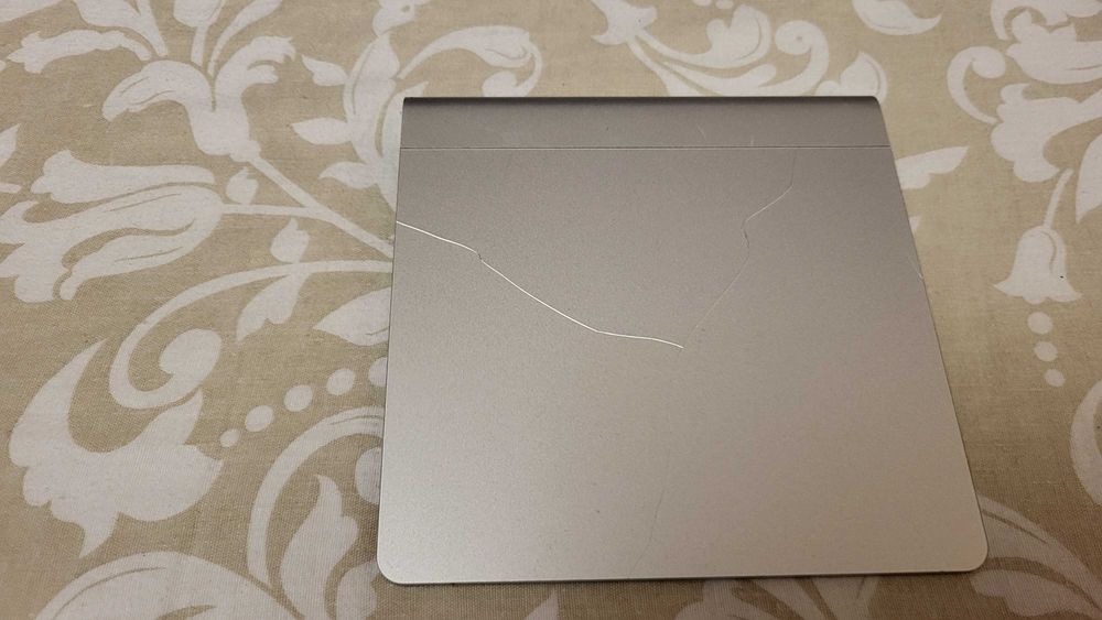 Trackpad Wireless Apple Magic MultiTouch Model A1339 fisurat fuctional