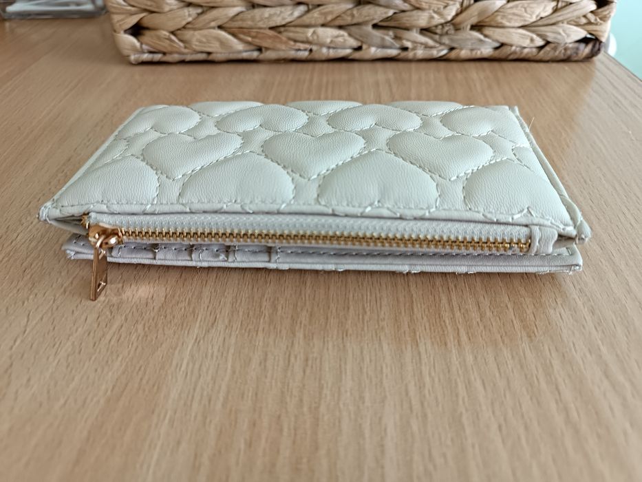 Дамско портмоне, запазено