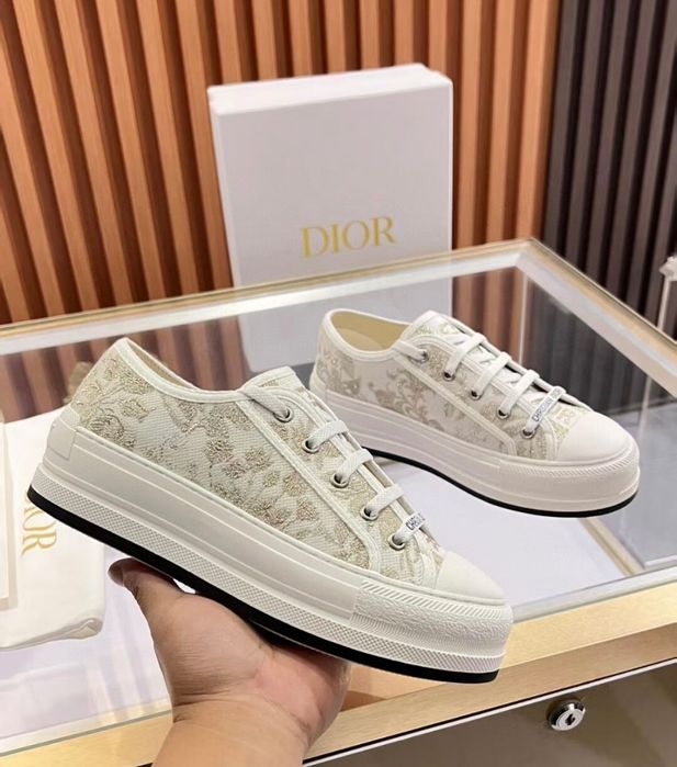 Кецове DIOR ест кожа