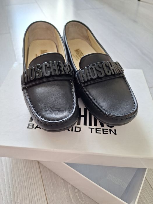 Продам лоферы MOSCHINO на девочку, р.32