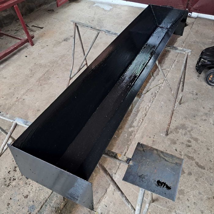 valau, troaca,  halau, adapatoare