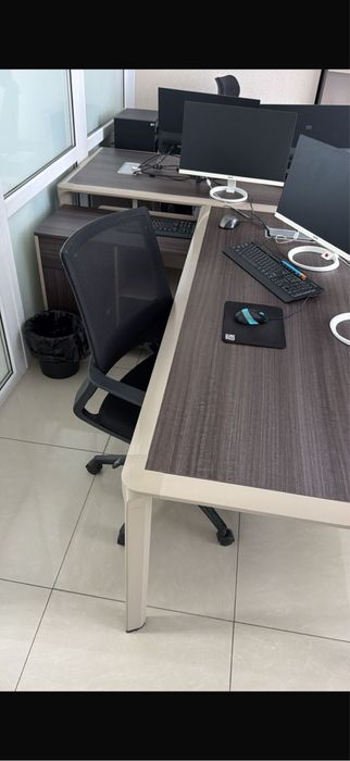 Продам стол рабочий