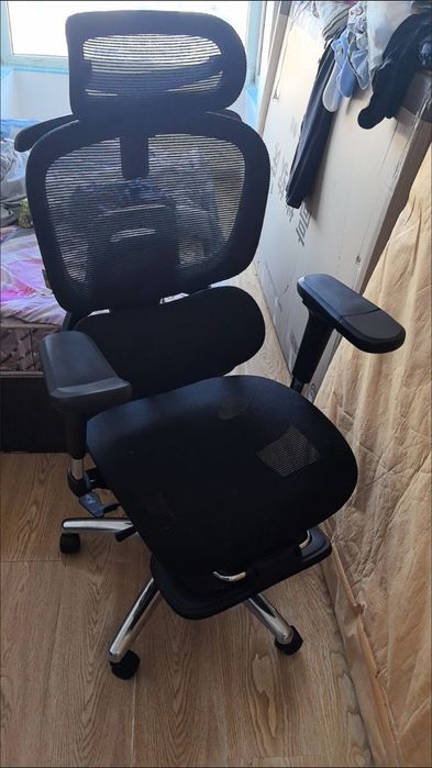 Продам игровое кресло новое