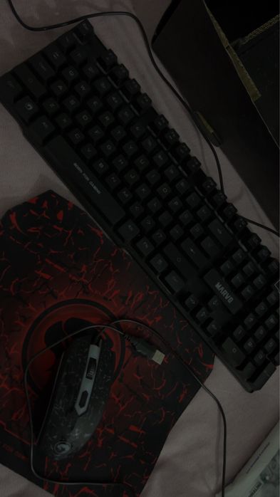 Tastatura mousepad si mouse Marvo