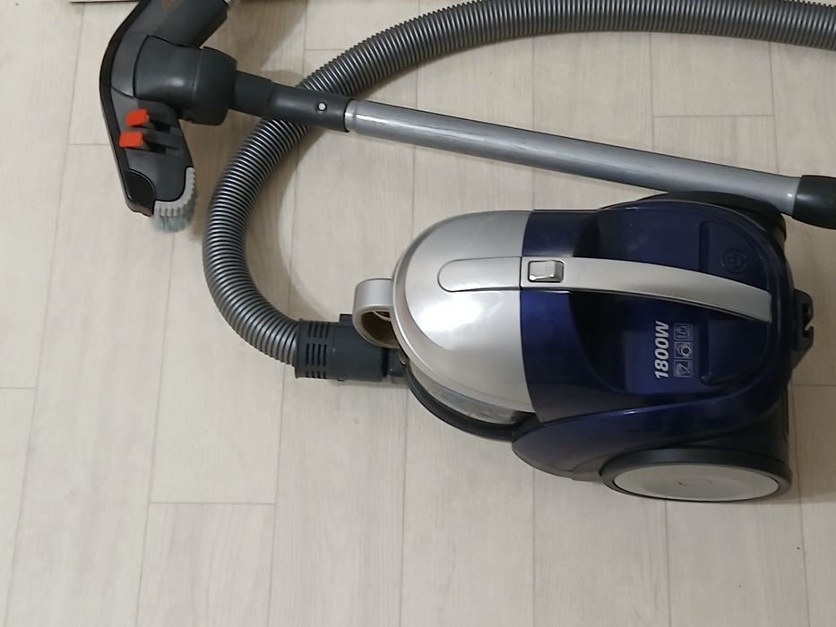 Продаю пылесосы мощные