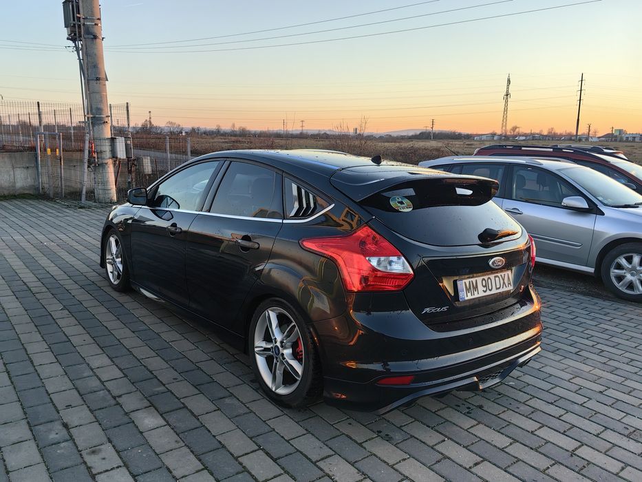Vând Ford focus mk3