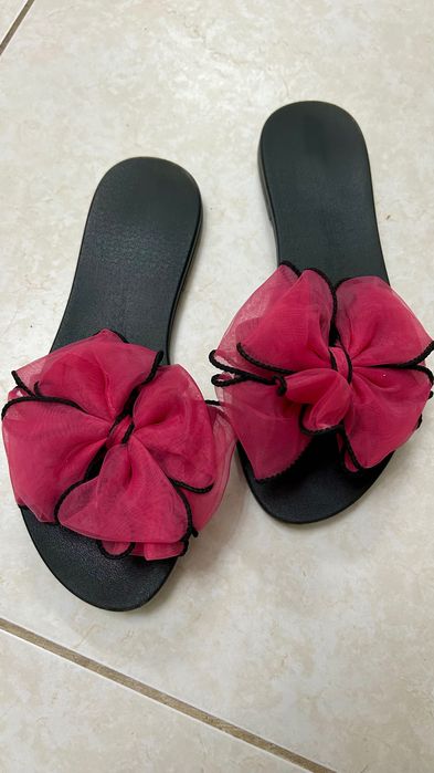 Дамски летни чехли с панделка