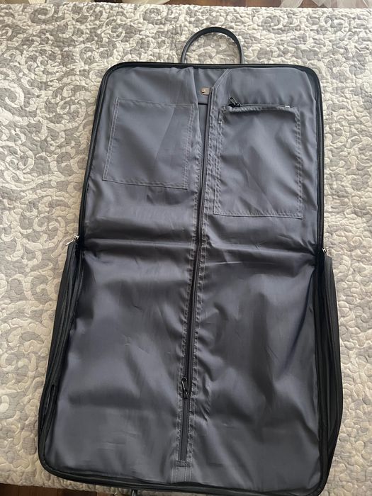 Кейс для костюма