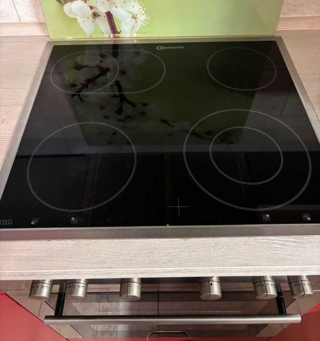 Cuptor electric și plită Bauknecht