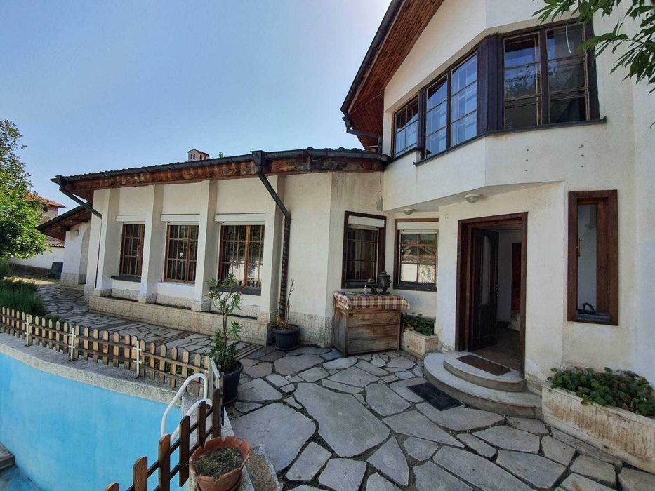 Продава се Къща в Пловдив, Мараша - 200 кв.м за 1300 €/кв.м - Снимка #3