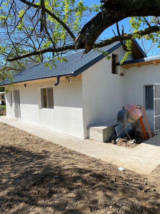 Casă bătrânească renovată cu teren de 2439 mp in Istria, județul Constanța