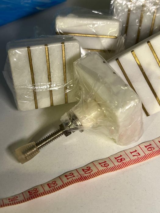 Set 6 manere marmura cu insertie cupru pentru usi dulap