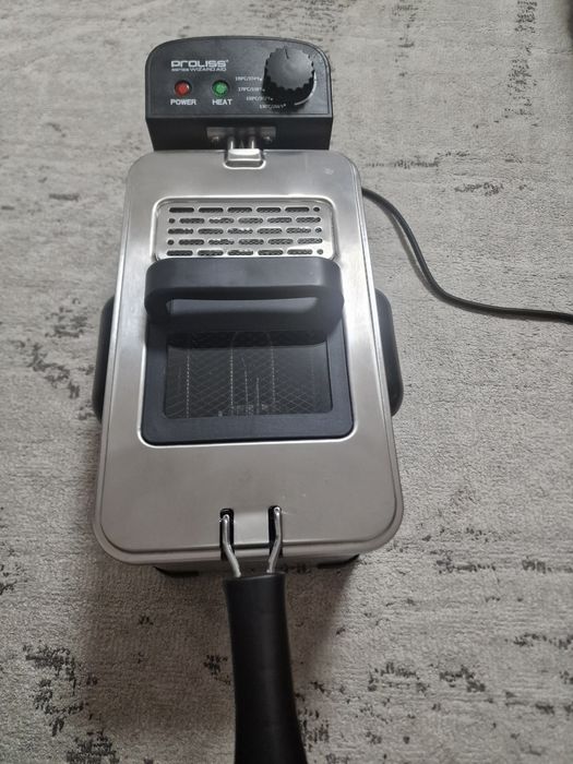 Фритюрница продам