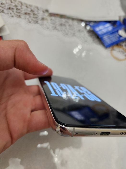 Samsung S22+ 8/128gb