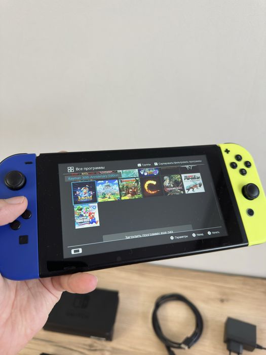 Продам прошитую Nintendo Switch 128gb 19 игр | Нинтендо Свитч