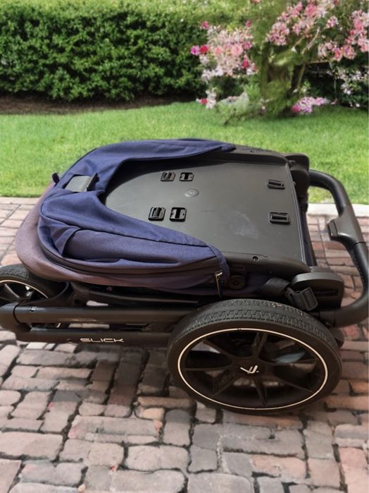 Бебешка количка Muuvo Slick