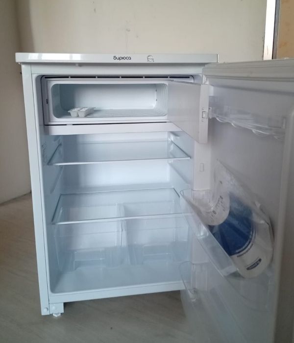 Продам мини холодильник