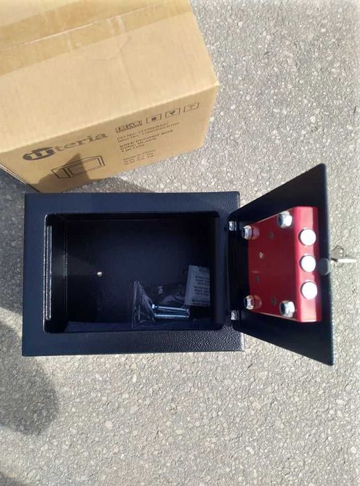 механичен трезор сейф, касa с ключ NEXTOOL външни размери 230х170х170м