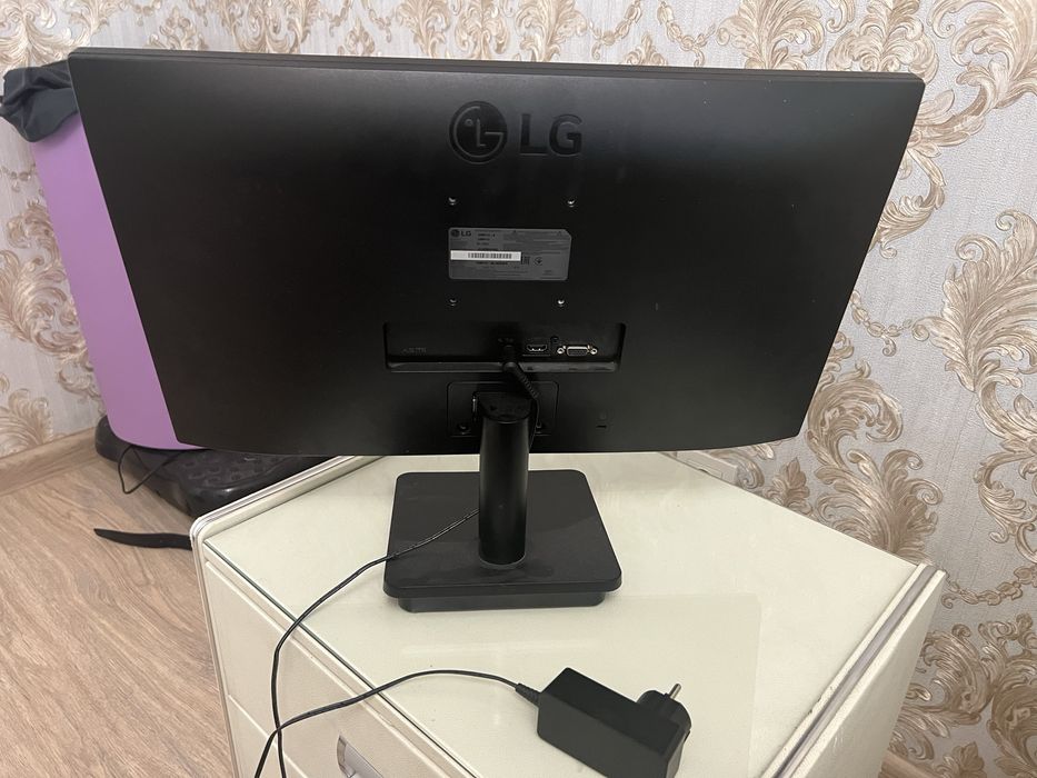 Монитор 21.5" LG 22MP410-B черный