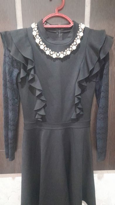 Продам платье красивое