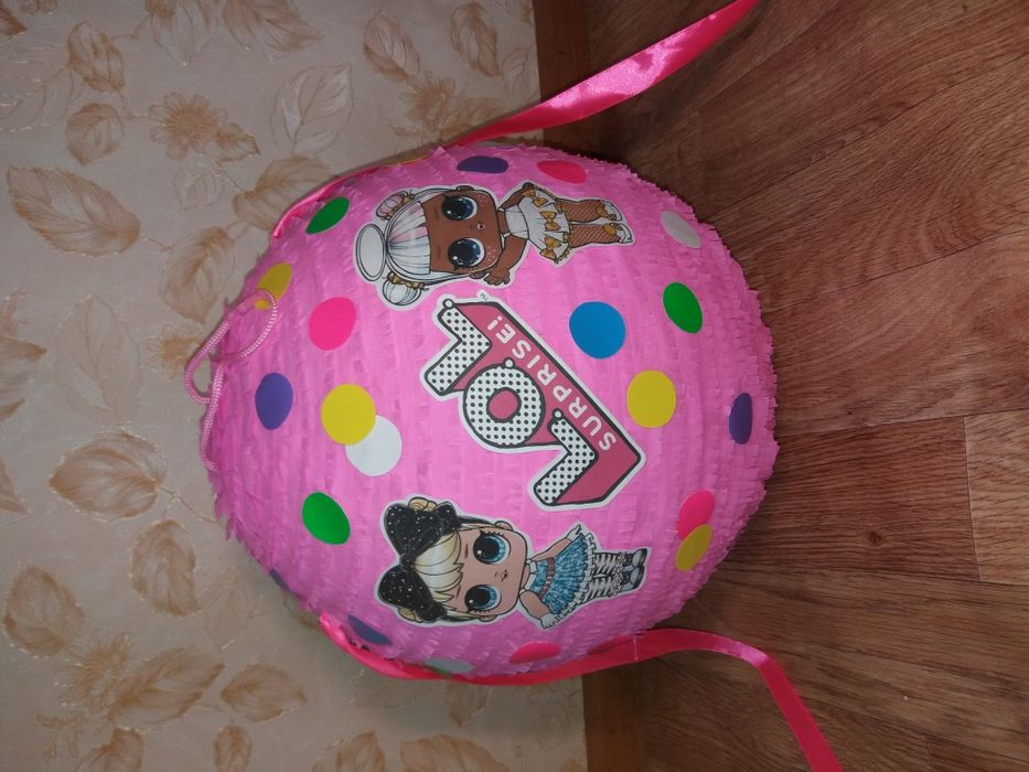 Подарки пиньята Киндер