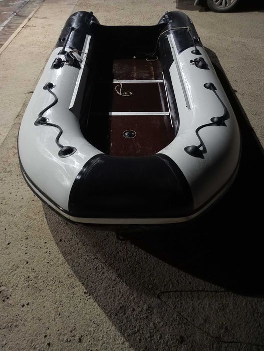 Ямаха 15 и лодка жағдайы жақсы