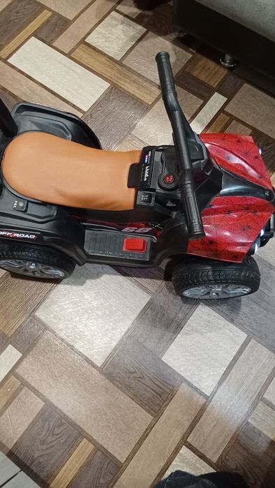 Продам электромобиль в хорошем состоянии.