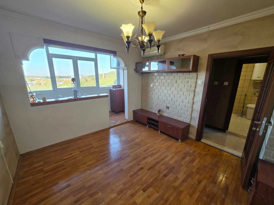 Двустаен апартамент, 64кв.м, Пазара