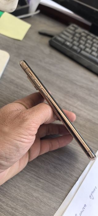 IPhone Xs обмен с моей доплатой