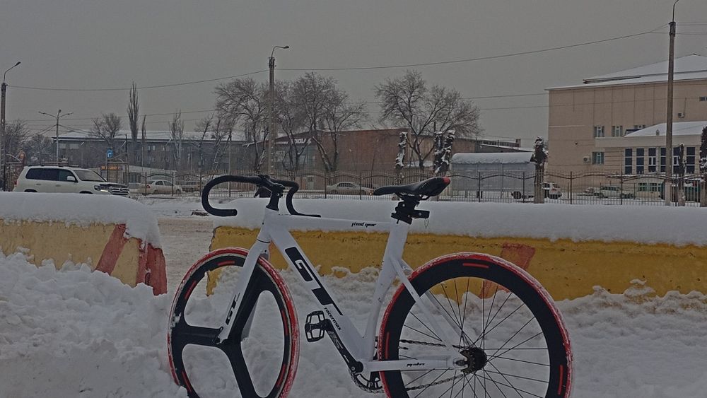 велосипед fixed gear Gt