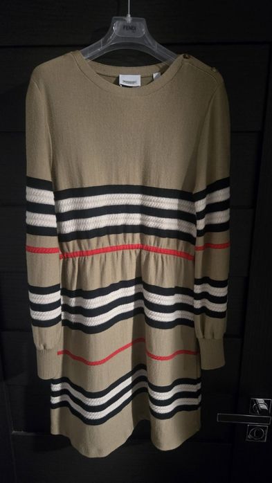Оригинална рокля Burberry S