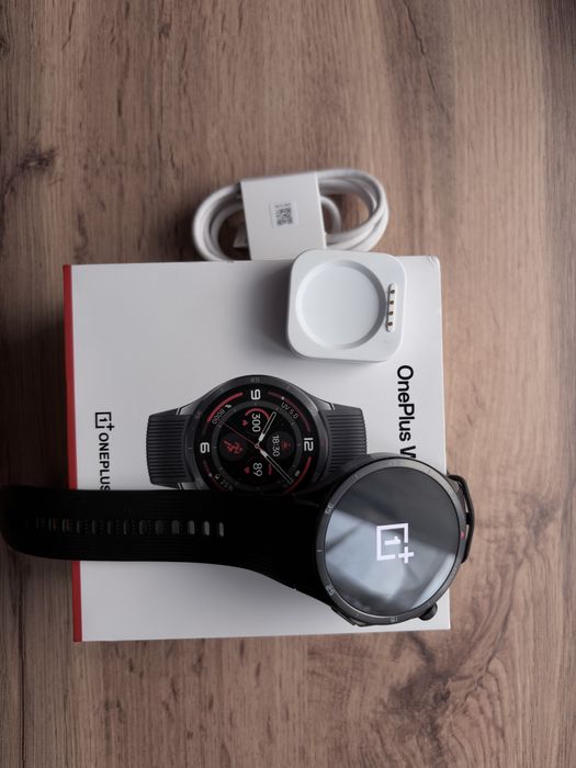 Смарт часы OnePlus Watch 3