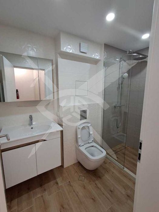 Дава се под наем Тристаен апартамент в София, Дианабад - 124 кв.м за 1296.42 € - Снимка #7