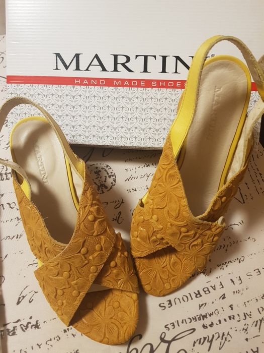 Елегантни сандали MARTINI