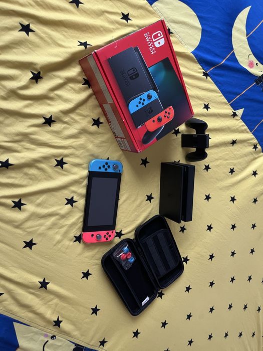 NINTENDO SWITCH  folosit foarte putin!