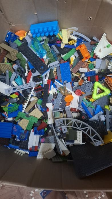 Продам детали LEGO в кг
