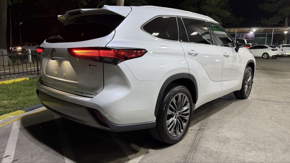 Toyota haylandi haybrit 2026